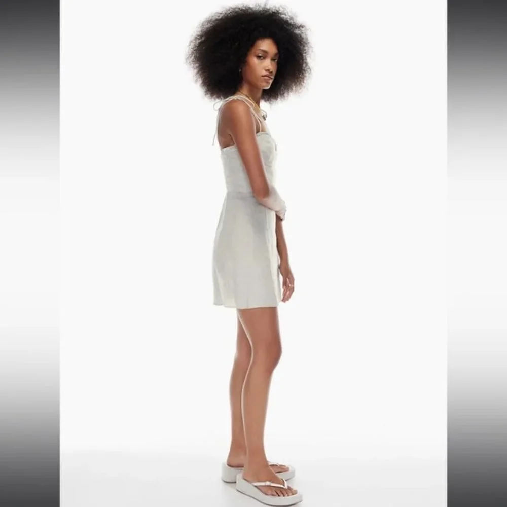 Aritzia Wilfred Green Sleeveless Self Tie Smock Mini Fable Dress Size 14 - Picture 2 of 9